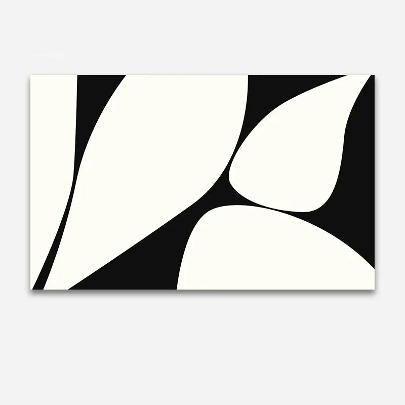 “Noir Lines" – Minimalist Black & White Geometric Rug by Aure Rendu