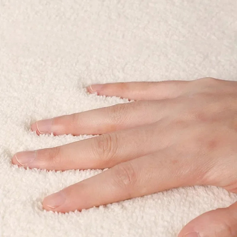 Aureline Miro Cream Irregular Minimalist Rug – Soft Modern Decorative Floor Art